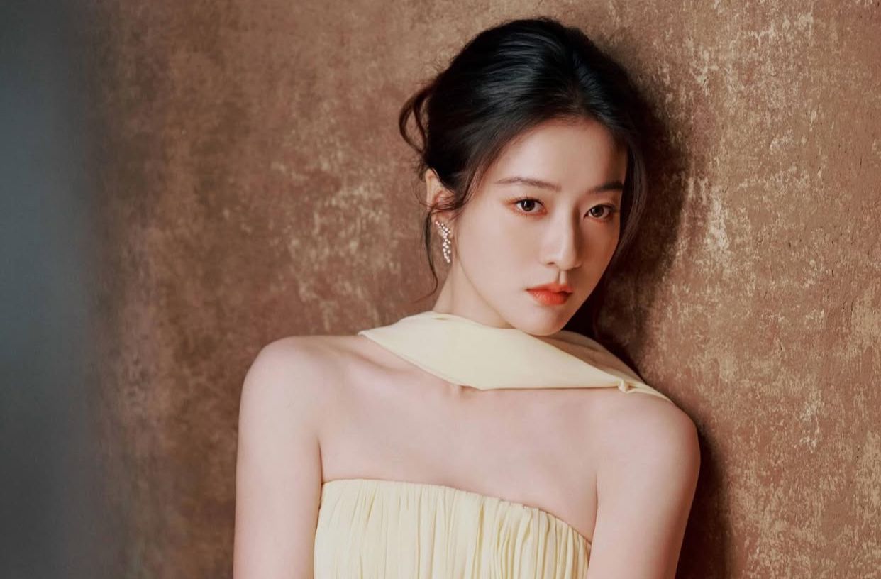 Geser Posisi Zhao Lusi, Zhang Xueying Kini Aktris Gen Z Paling Populer di Tiongkok