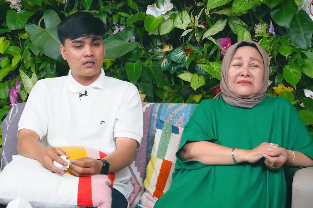 Tak Hanya 'Dibuang' Denada, Ressa Rosano Pernah Dipekerjakan Emilia Contessa dengan Gaji Minim