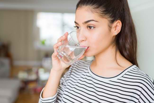 Ingin Turun 1 Kg per Hari? Diet Air Putih Jadi Cara Paling Simpel dan Murah, Begini Caranya!
