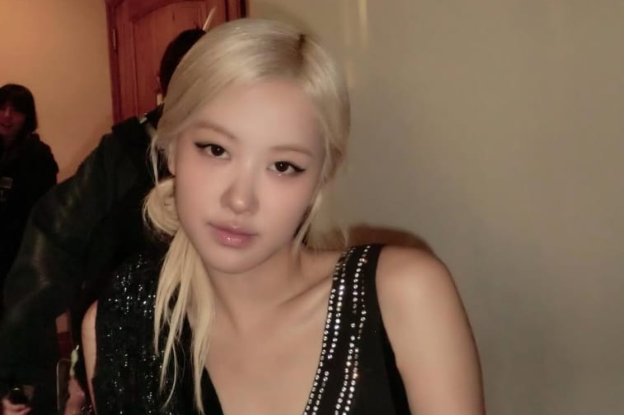 Totalitas! Rose BLACKPINK Bongkar Trik Gila Kelabui Dispatch: Rela Menyamar Jadi Nenek-Nenek Demi Kencan