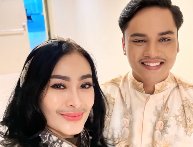Iis Dahlia Diserang Netizen Imbas Isu Intimidasi Ressa Rizky 