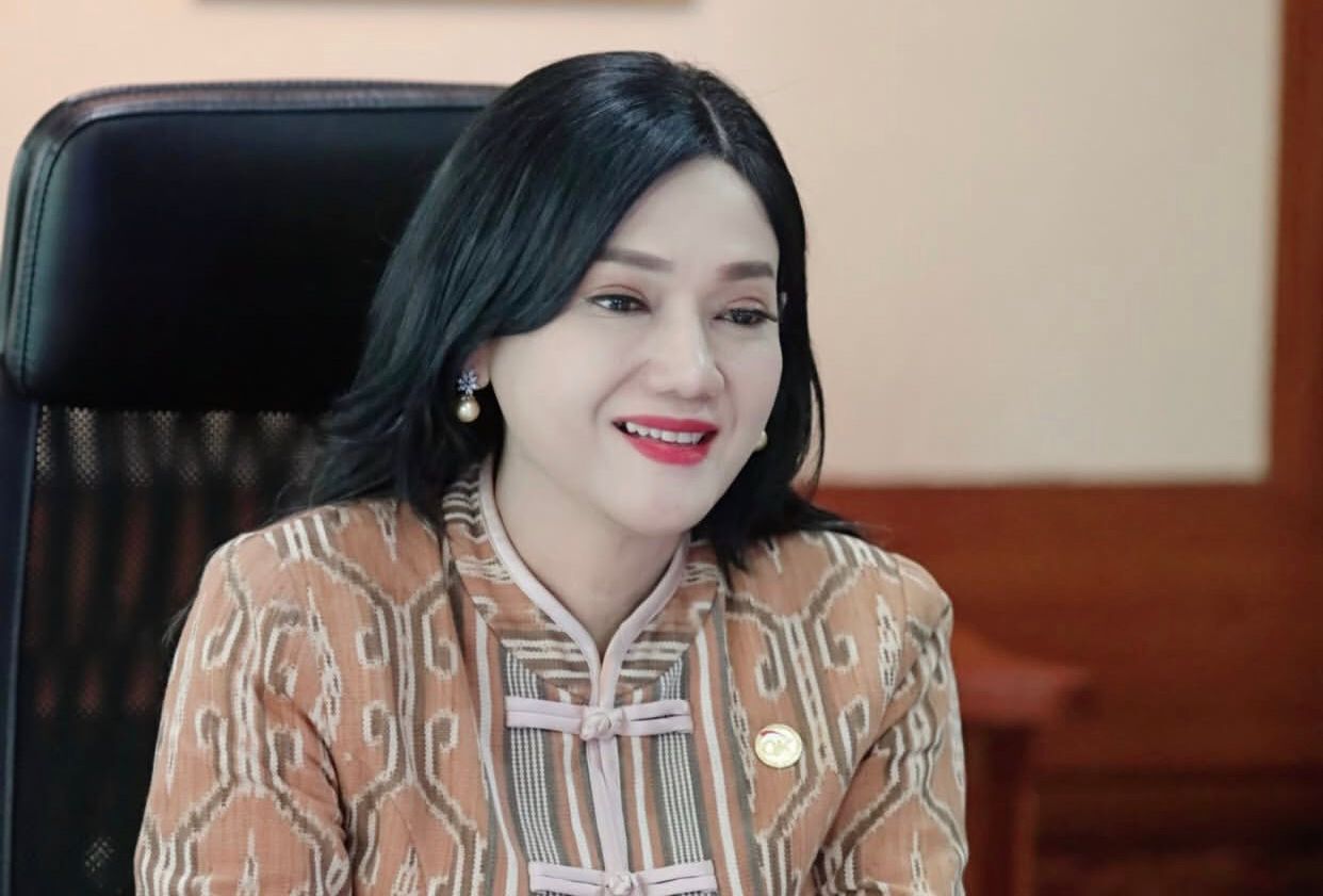 Friderica Widyasari Dewi Ketua OJK Anak Siapa? Ini Profil dan Jejak Sang Ayah