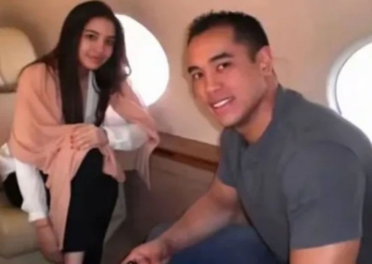 Bocor Wajah Selingkuhan Ardi Bakrie? Isu Perceraian Nia Ramadhani Memanas