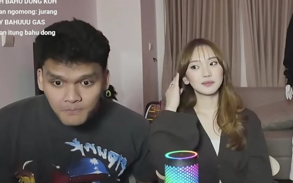 Jule Kaget Disawer Rp100 Ribu dengan Ejekan Vulgar, Safrie Ramadhan Sampai Terdiam