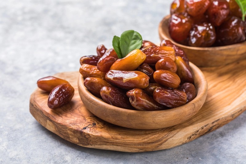 Si Manis yang Bikin Glowing, 5 Manfaat Kurma untuk Kecantikan yang Jarang Disadari
