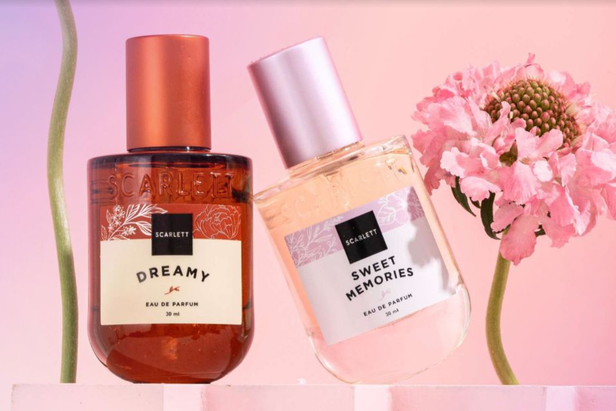 10 Rekomendasi Parfum Scarlett yang Paling Wangi dan Tahan Lama di Tahun 2026
