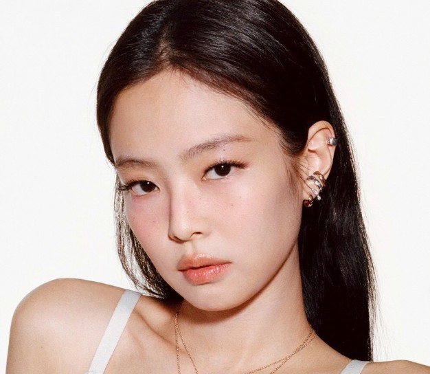 Jennie BLACKPINK Bikin Heboh! Beli Gedung Eks Kedutaan Irak Rp231 Miliar Secara Tunai