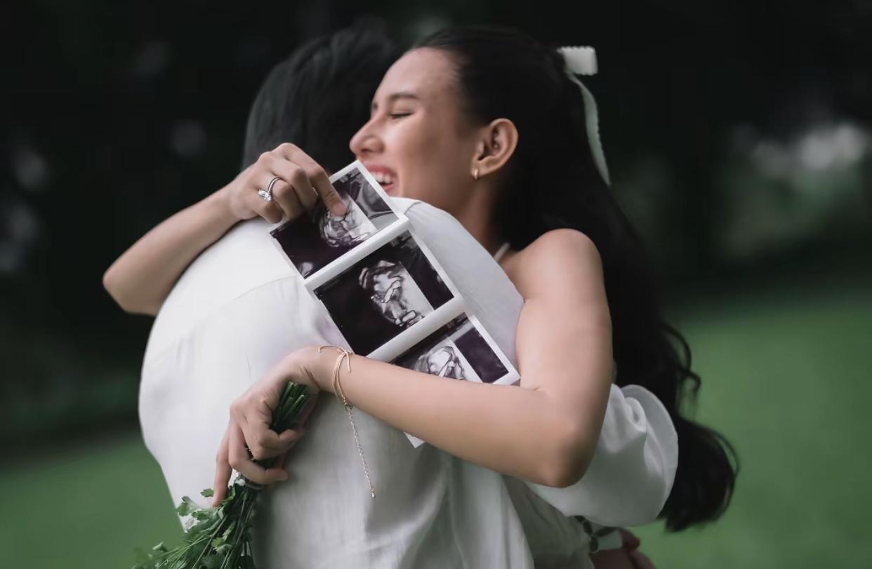 Penuh Air Mata Bahagia, Angga Yunanda dan Shenina Cinnamon Sambut Anak Laki-Laki