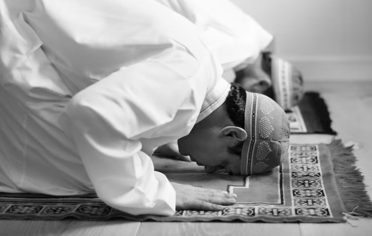 Bukan Surat Pendek, Ini 6 Surat yang Dianjurkan Dibaca Saat Salat Subuh