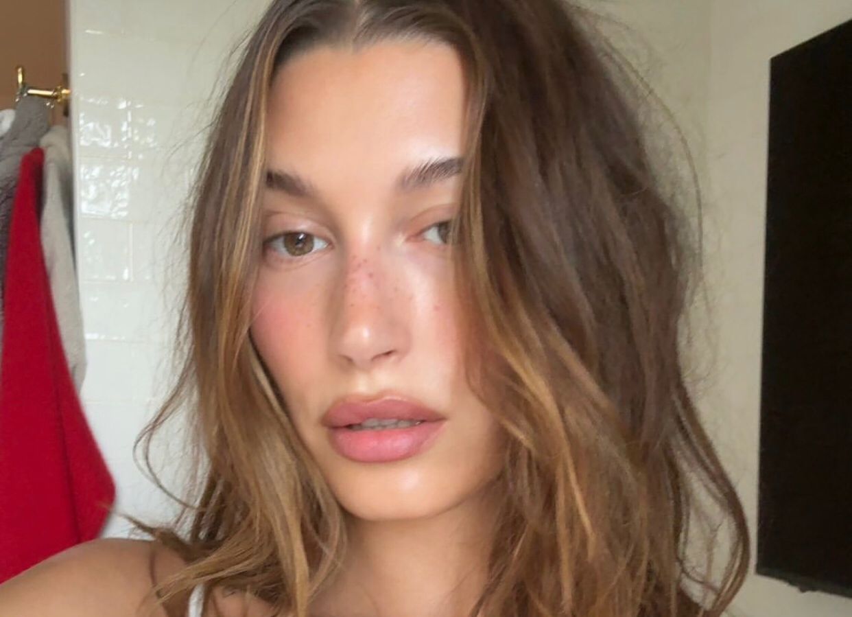 Sempat Stroke dan Operasi Jantung, Pengakuan Hailey Bieber Ini Bikin Kaget!