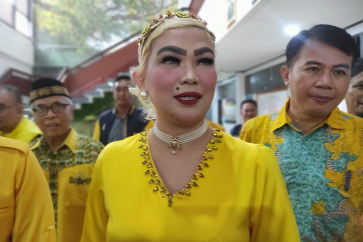 Harta Rp166 Miliar Tapi Isi Garasi Sederhana? Mengintip Koleksi Mobil Sarifah Suraidah, Istri Gubernur Kaltim yang Kini di Senayan