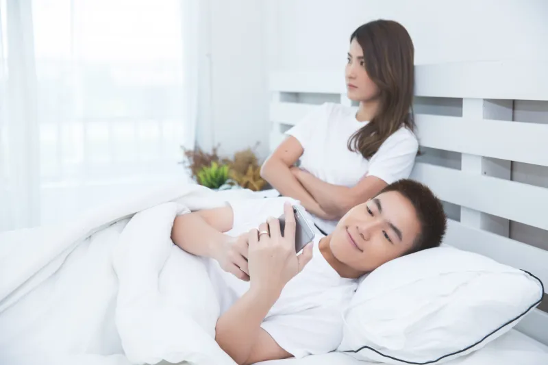 Kenapa Perempuan Mandiri Sering “Kecantol” Cowok Mokondo? Fakta Mengejutkan di Balik Fenomena Ini!