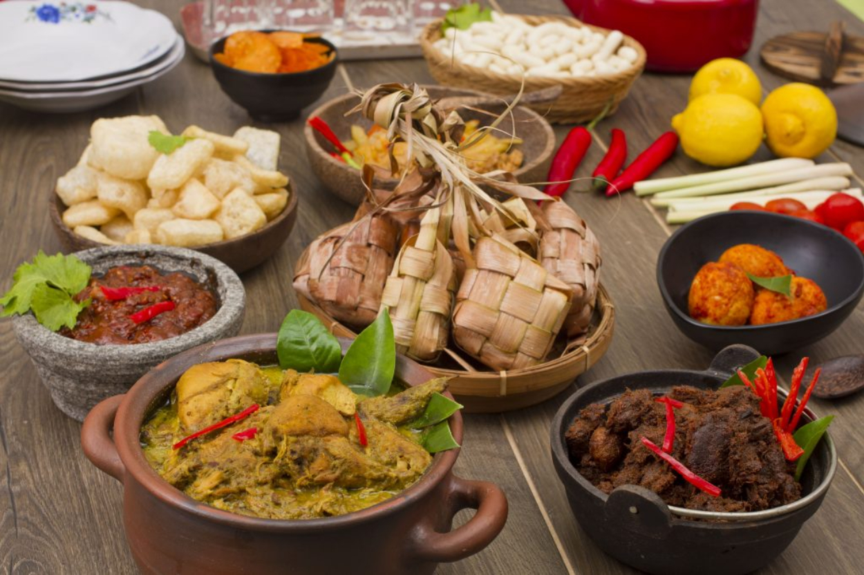 Bosan dengan Opor Ayam? 7 Menu Lebaran Ini Dijamin Bikin Meja Makan Idulfitri Makin Ramai