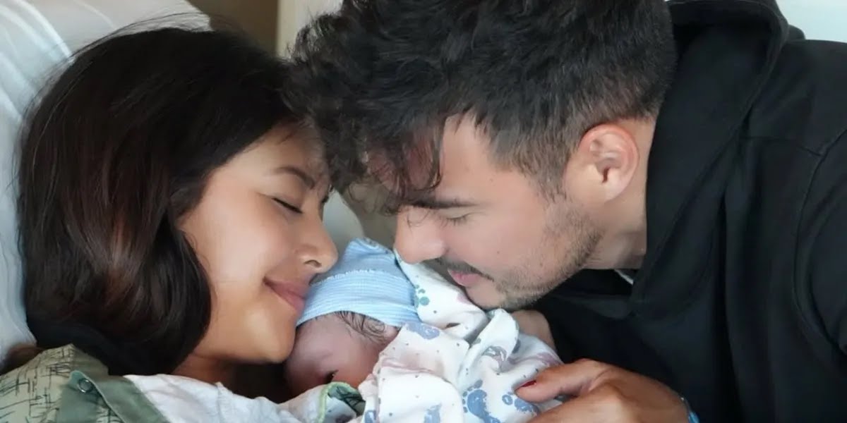 Selamat! Aurelie Moeremans Resmi Jadi Ibu, Wajah Putra Pertama Super Ganteng