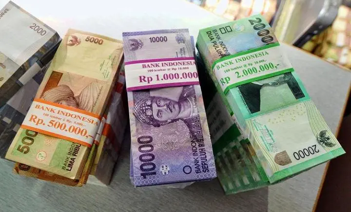 Hati-hati! Tukar Uang Baru Dipotong Biaya Admin Bisa Termasuk Riba