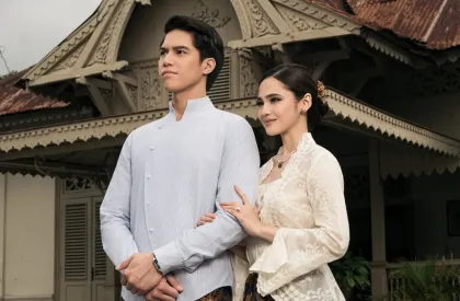 Prewedding Bak Bangsawan Jawa! Pesona Romantis El Rumi dan Syifa Hadju Bikin Heboh, Sinyal Pernikahan Makin Nyata