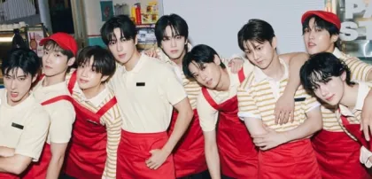 Viral Video Member THE BOYZ Naik Taksi Sendiri Usai Fansign, Agensi Auto Banjir Kecaman
