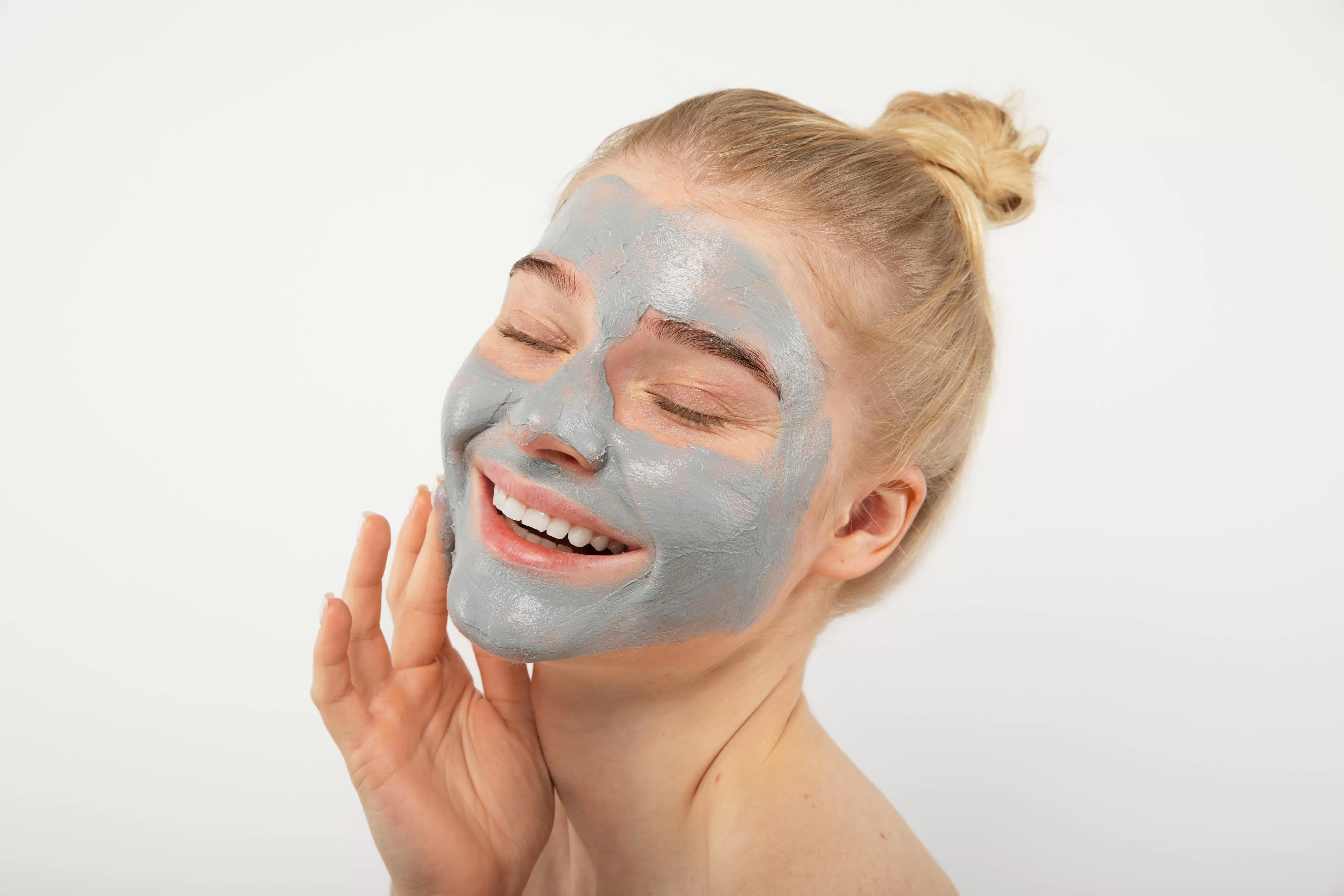 Sering Pakai Masker Tapi Wajah Masih Kusam? Coba 5 Cara Ini Agar Glowing Saat Lebaran
