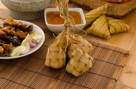 3 Cara Menyimpan Ketupat Agar Tidak Cepat Basi dan Tahan Lama