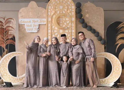 Rayakan Lebaran, Ayu Ting Ting Tidak Malu Keliling Gang di Depok