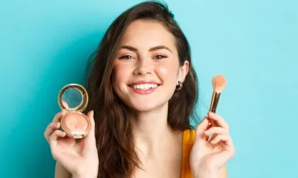 Tips Makeup Orange Peach Lembut untuk Wajah Cerah Berseri