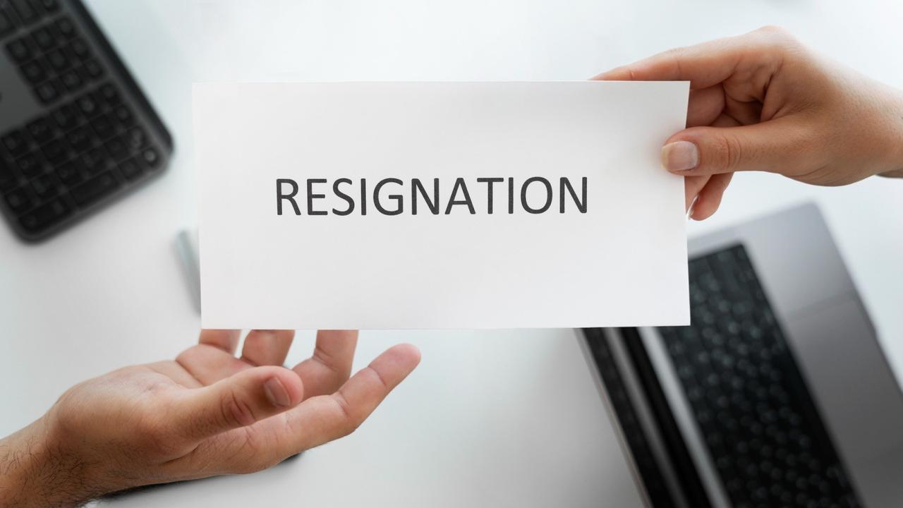 Jangan Asal Cabut! 7 Etika Resign Setelah Lebaran Ini Wajib Kamu Tahu Biar Nggak Dianggap Nggak Profesional