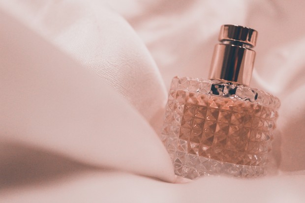 Nggak Mau Salah Pilih? Cara “Blind Buy” Parfum Ini Bisa Selamatkan Uangmu dari Wangi yang Zonk