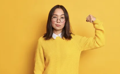 Begini 7 Cara Ampuh Hilangkan Rasa Minder dan Tampil Lebih Percaya Diri!