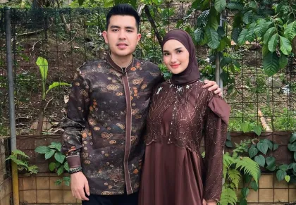 Usai Perceraian dari Suami Kedua, Faby Marcelia Tampil Mesra dengan Pria Baru saat Lebaran