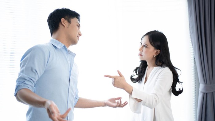 Wajib Tahu! 7 Tanda Pasangan Red Flag Ini Sering Diabaikan, Jangan Sampai Nyesel Sebelum Nikah