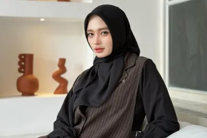 Resmi Ganti Nama Jadi Inarasati, Ini Makna Mendalam dan Alasan Inara Rusli Ubah Tanda Tangan KTP