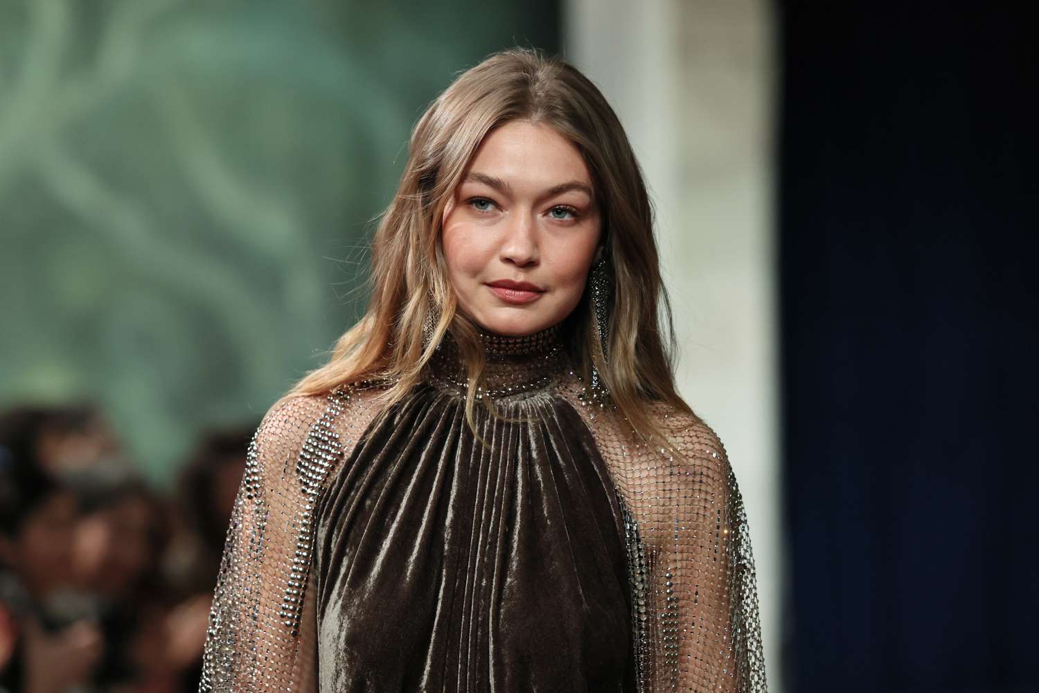 Geger! Gigi Hadid Terseret Dokumen Jeffrey Epstein, Reaksi Jijik dan Pengakuan Mengejutkan Terungkap