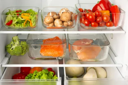 Jangan Salah Taruh! 8 Makanan yang Boleh dan Dilarang Disimpan di Pintu Kulkas Agar Tetap Segar