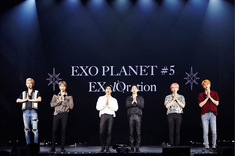 Totalitas Fans Garis Keras EXO! Warnet di Surabaya Full Booked Demi War Tiket Konser