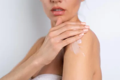 9 Rekomendasi Handbody yang Mengandung SPF untuk Memutihkan Kulit, Mulai dari Vaseline hingga Azarine