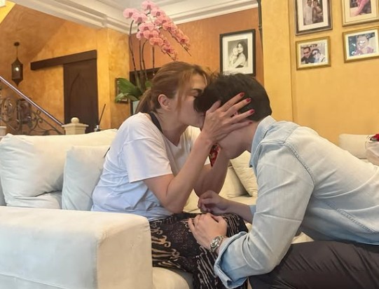 Tudingan Haters Usai! Teuku Rassya Akhirnya Sungkem ke Tamara Bleszynski