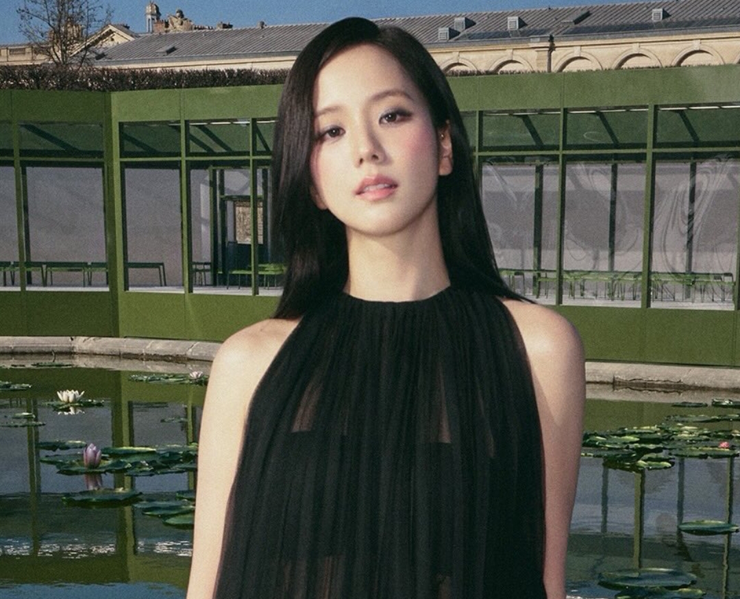 Jisoo BLACKPINK Dituduh Tak Kembalikan Rancangan Desainer, Benjamin Voortmans Beri Klarifikasi