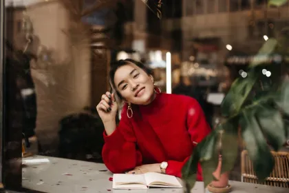 5 Cara Jadi Perempuan Mandiri ala Kartini Masa Kini, Berani Hidup Tanpa Bergantung!