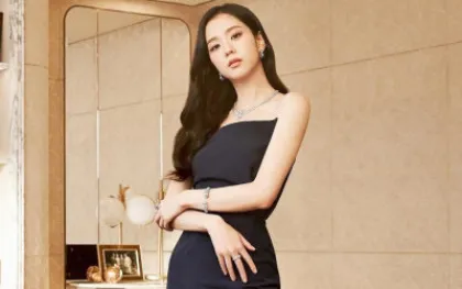 Jisoo BLACKPINK Mendadak Batalkan Jadwal Kerja, Imbas Isu KDRT Kakak?