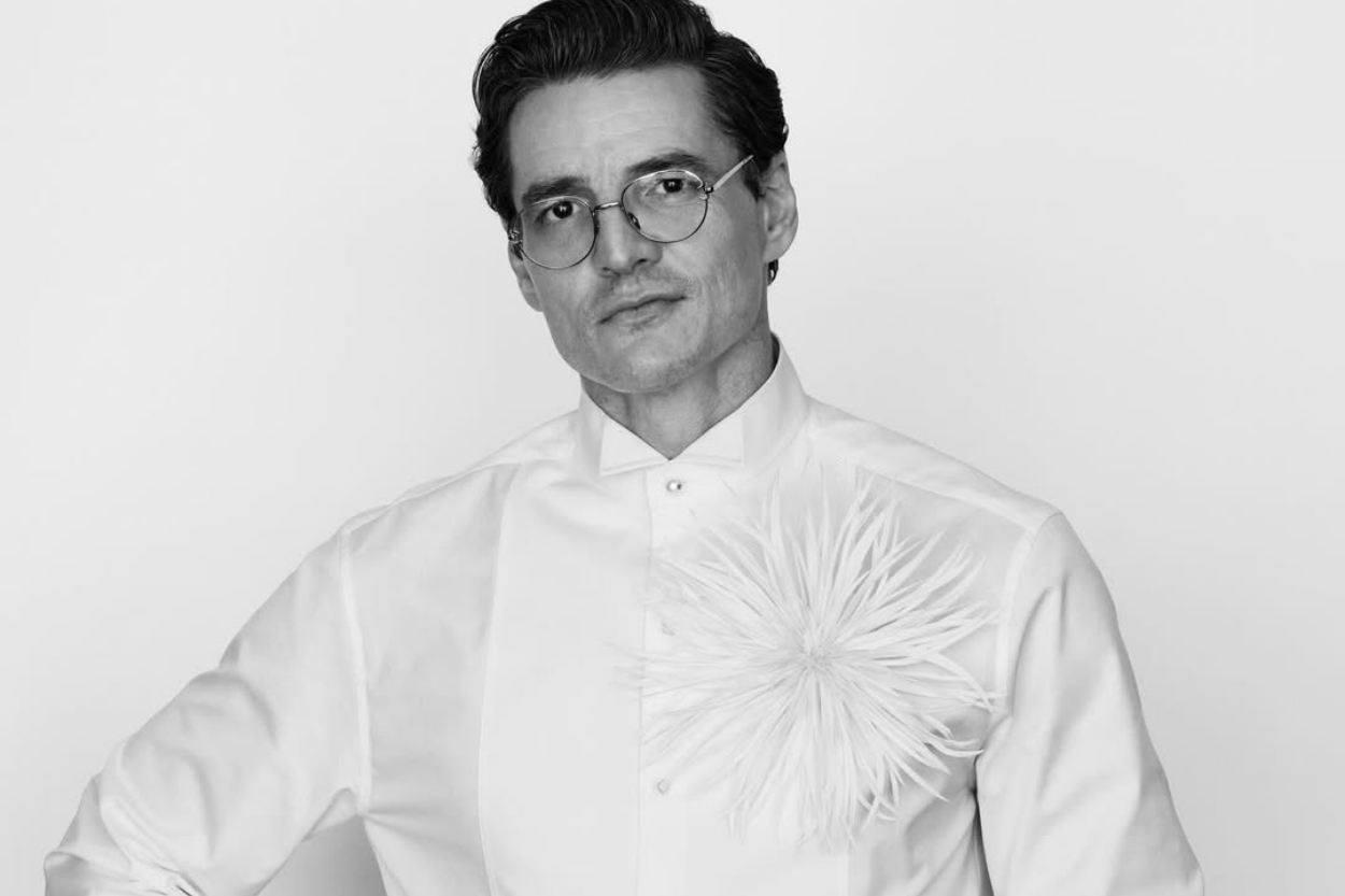 Pedro Pascal Jadi Chanel House Ambassador, Ikuti Jejak Jungkook BTS dan Kendrick Lamar!