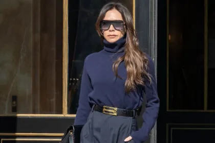 Victoria Beckham Kolaborasi dengan GAP, Rilis Koleksi Stylish dengan Harga Lebih Terjangkau
