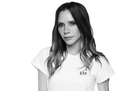 Victoria Beckham Gandeng GAP, Hadirkan Koleksi Fashion yang Lebih Terjangkau