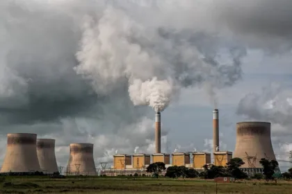 Kebijakan Dediselisasi  Sebaiknya Diikuti Penghentian Pembangunan Pembangkit Fosil Gas dan Batubara