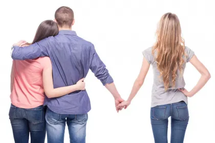 Waspada! 6 Zodiak Paling Rawan Selingkuh, Pesona Mematikan atau Hobi Main Wanita?