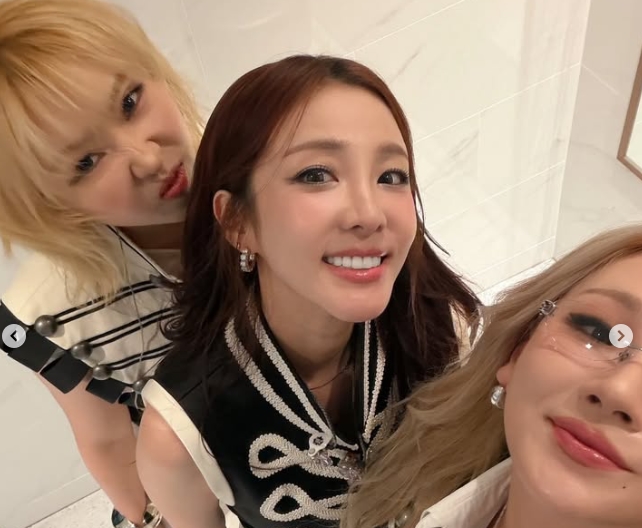 2NE1 Diam-Diam Reuni di Acara Privat, CL, Dara dan Minzy Bikin Tamu Syok