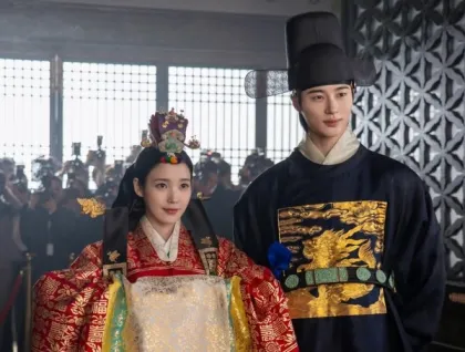 IU dan Byeon Woo Seok Menikah, Adegan Malam Pertama Viral Bikin Baper!