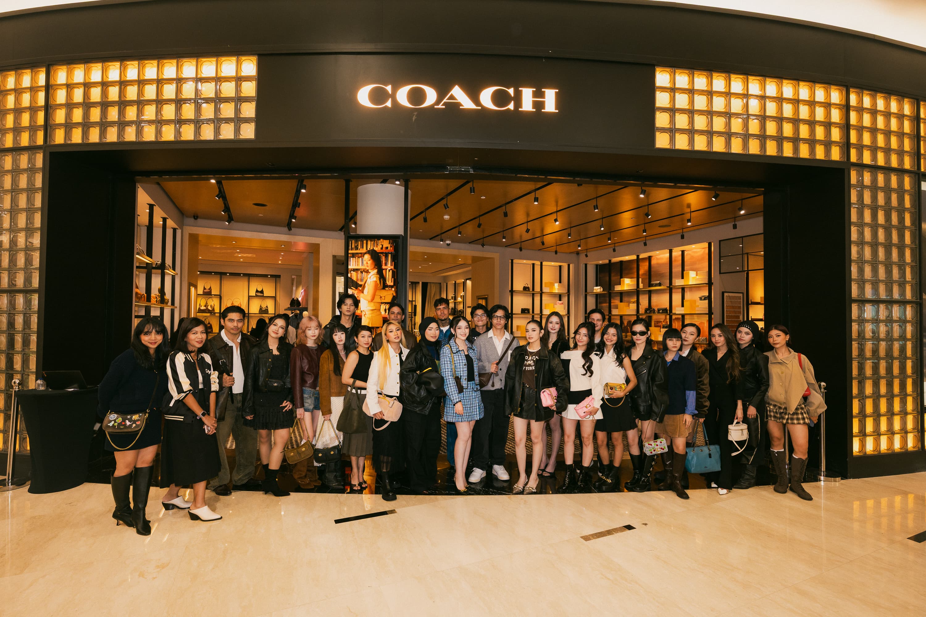 Koleksi Coach Spring 2026, Hadir dengan Sentuhan New York yang Bikin Fashionista Sulit Move On