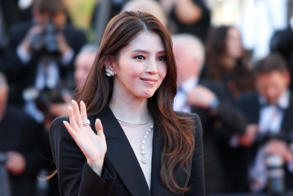 Hadiri Film Cannes Tahun Ini, Penampilan Han So Hee curi Perhatian!