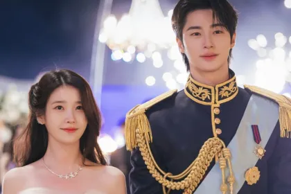 Diduga Distorsi Sejarah di Drama Perfect Crown, Byeon Woo Seok Kembali Minta Maaf di Depan Publik
