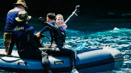 Kisah Prilly Latuconsina Jadi Rescue Diver, Bertaruh Tenaga di Tengah Arus Laut Kencang